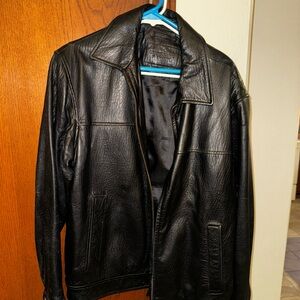 Roundtree & Yorke Black Leather Jacket Genuine Lamb Skin Shell